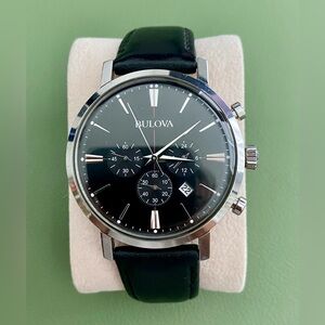 *SOLD* bulova black leather strap *working*